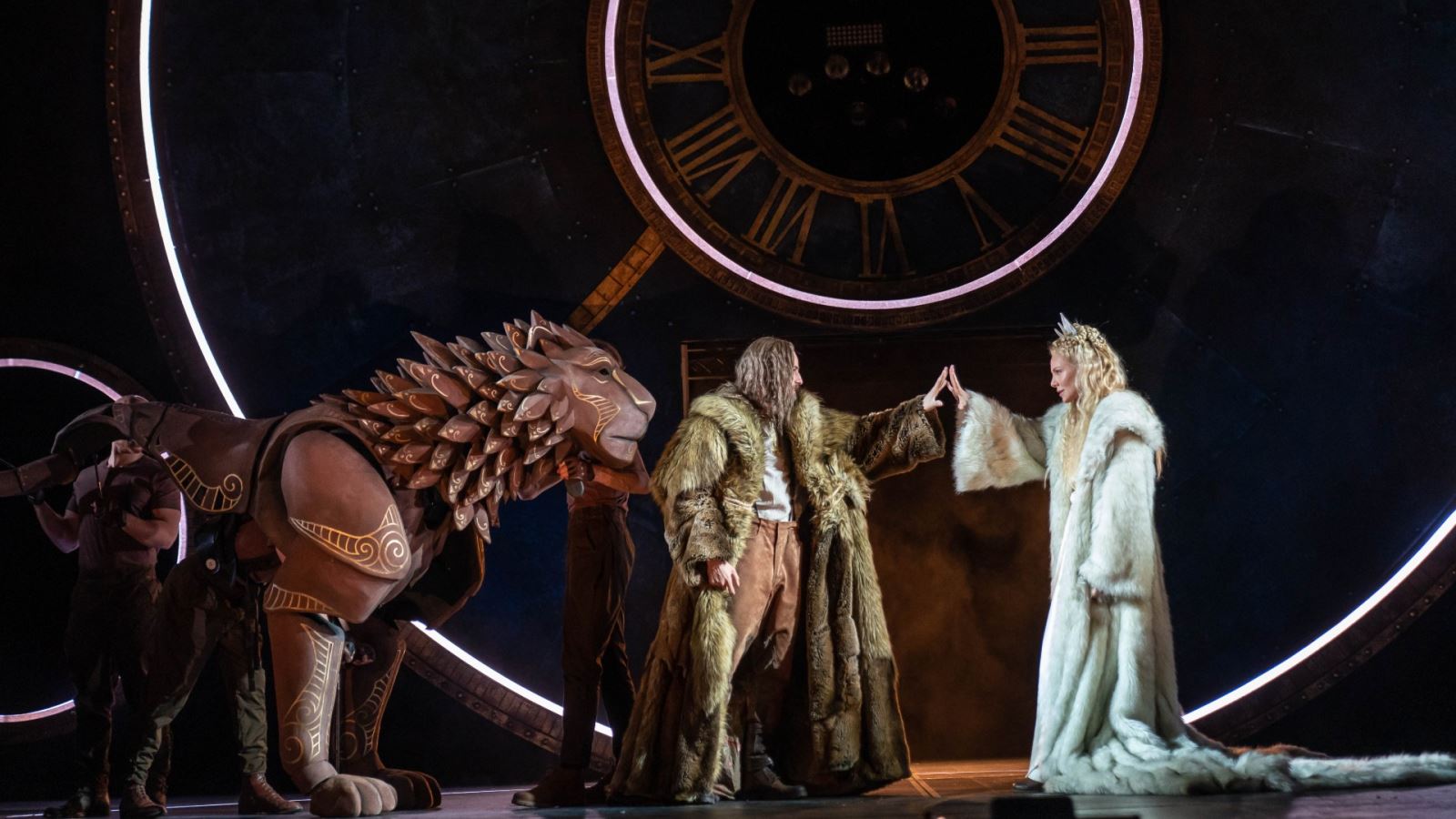 Chris Jared and Samantha Womack in The Lion, The Witch and The Wardrobe on tour